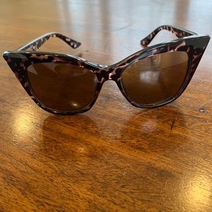 Cat eye sunglasses by QUAY Australia.